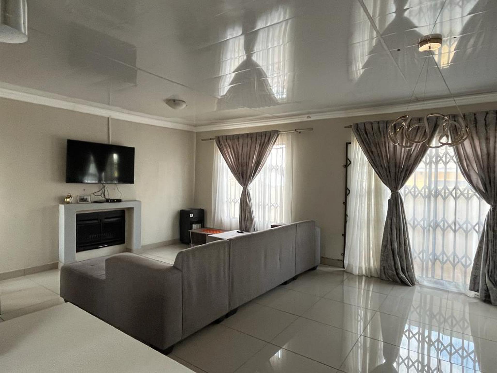  of property in Amandasig