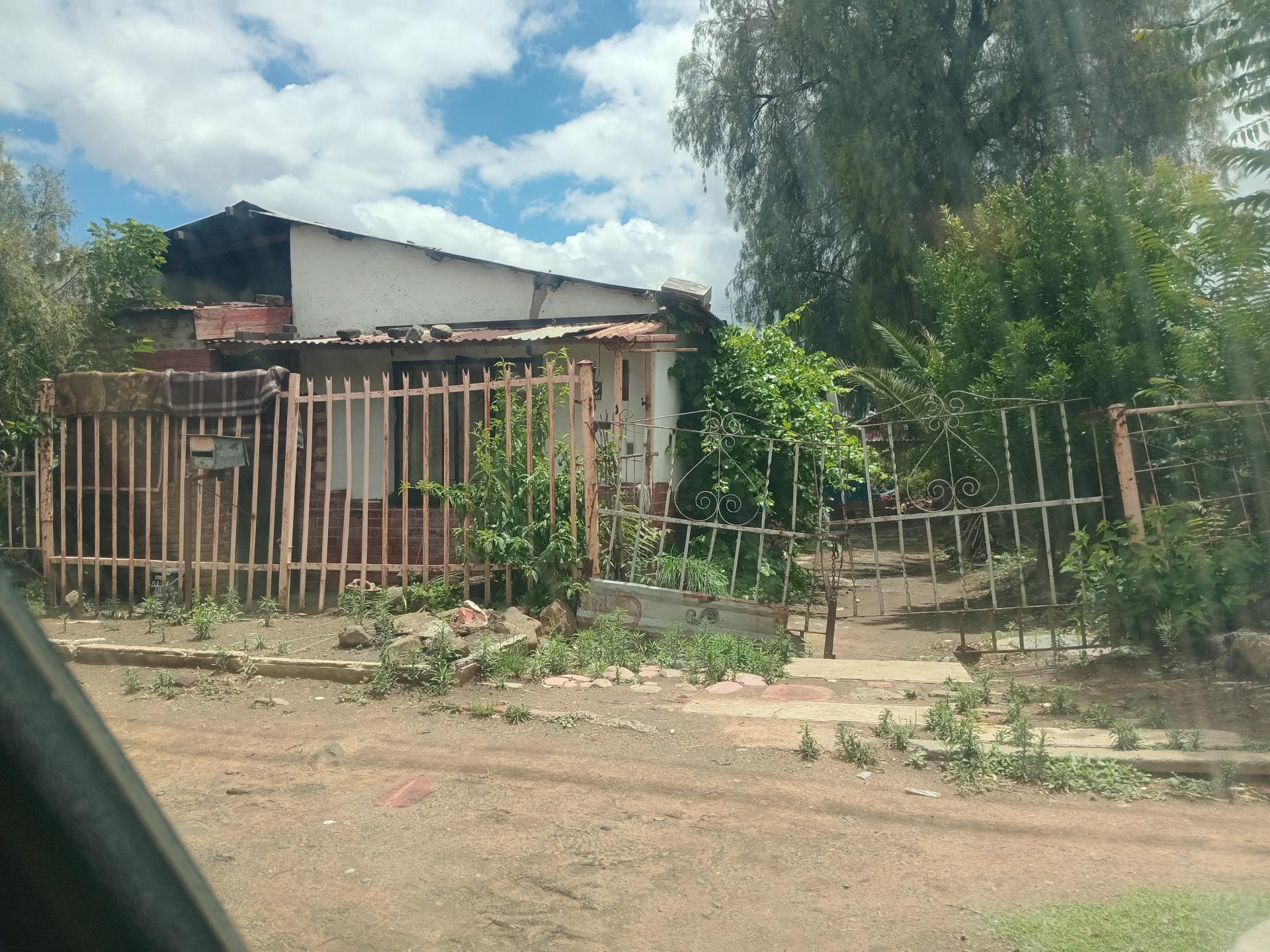  of property in Phahameng