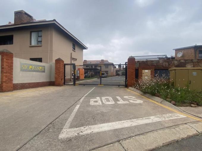 3 Bedroom Apartment for Sale For Sale in Albertsdal - MR701279