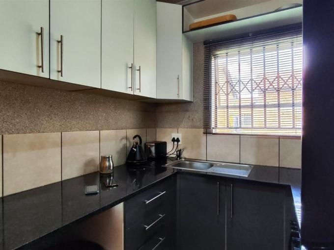 2 Bedroom Simplex for Sale For Sale in Dawn Park - MR701282