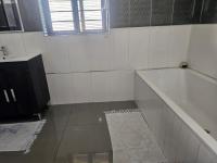  of property in Geelhoutpark