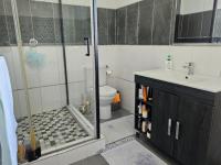  of property in Geelhoutpark