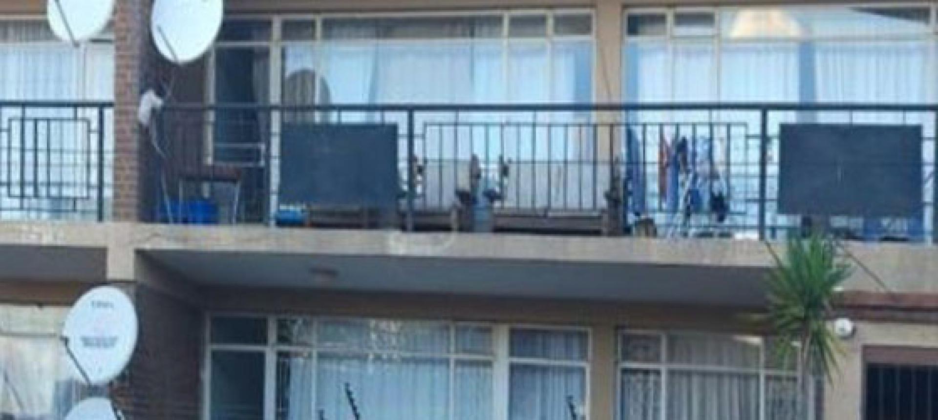 Front View of property in Primrose