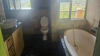 Bathroom 1 of property in Roodekrans