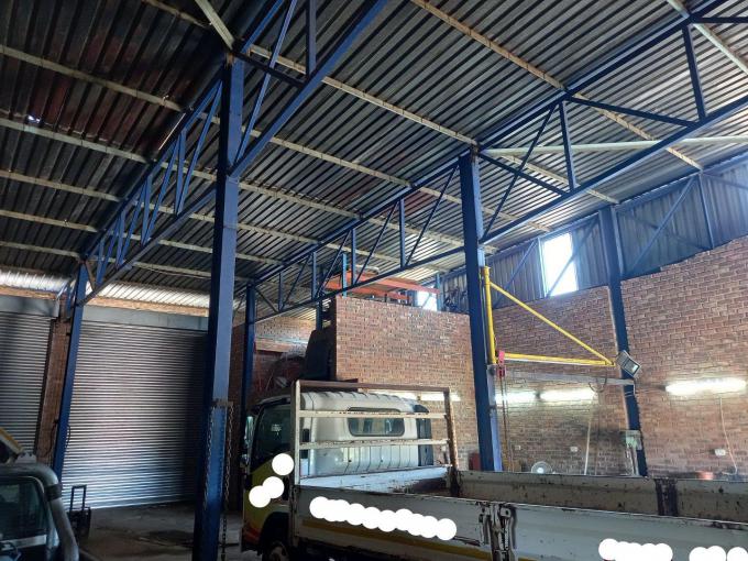 Commercial to Rent in Potchefstroom - Property to rent - MR701302