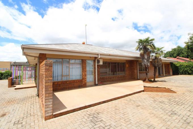 Commercial for Sale For Sale in Potchefstroom - MR701309