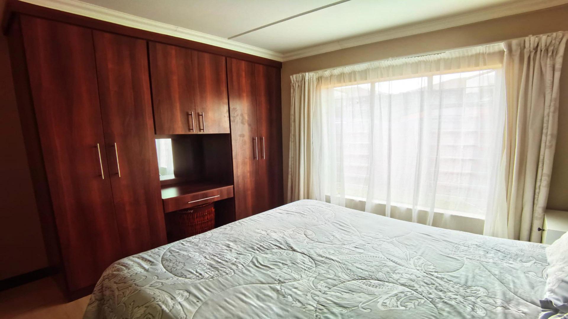 Bed Room 2 of property in Andeon