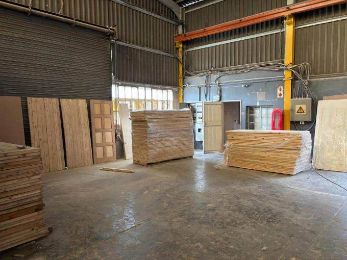 Commercial for Sale For Sale in Potchefstroom - MR701314