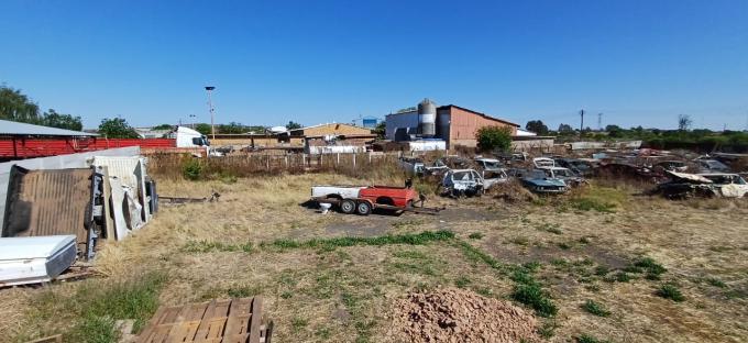 Commercial for Sale For Sale in Potchefstroom - MR701325