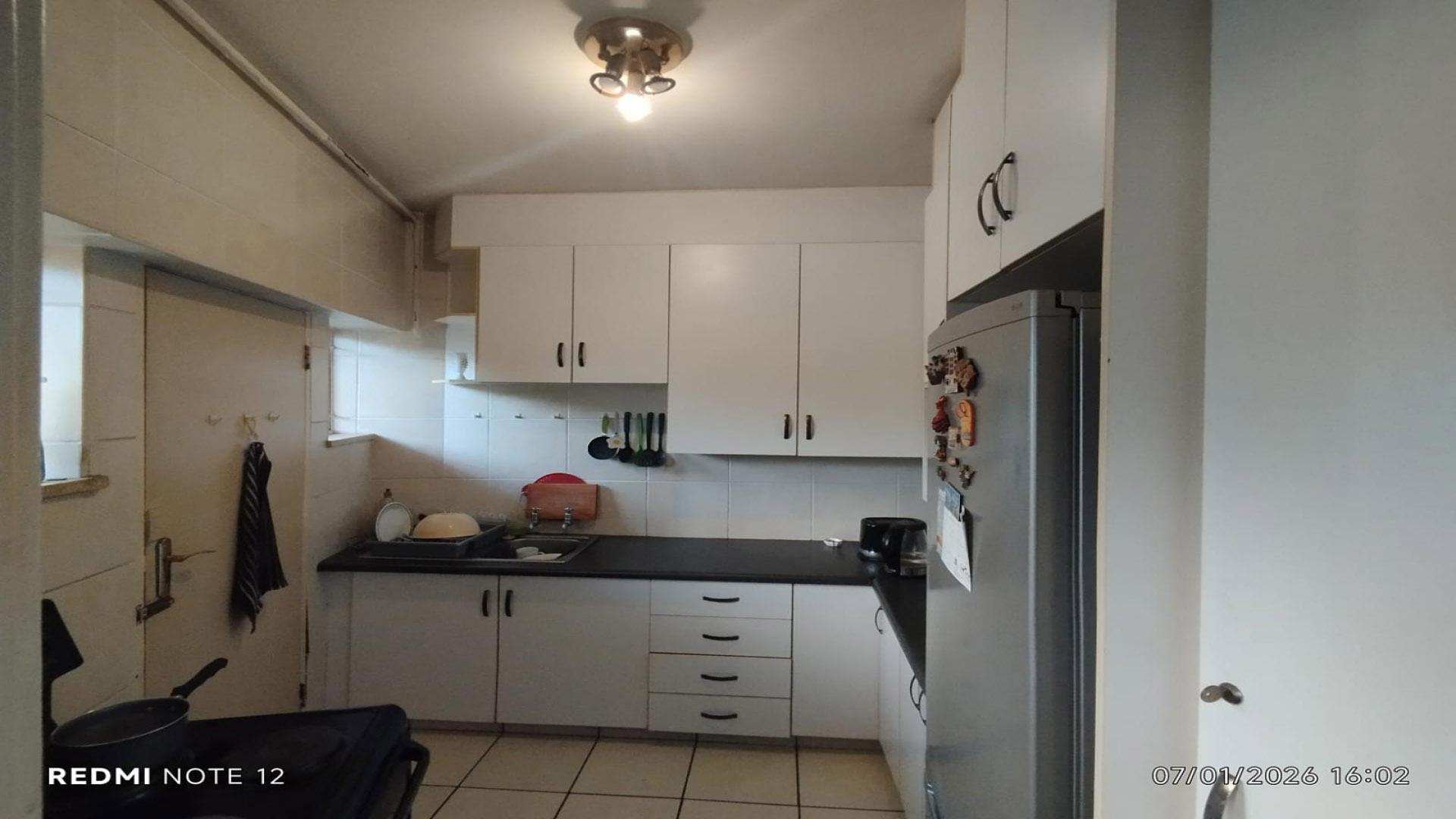 Kitchen of property in Three Rivers