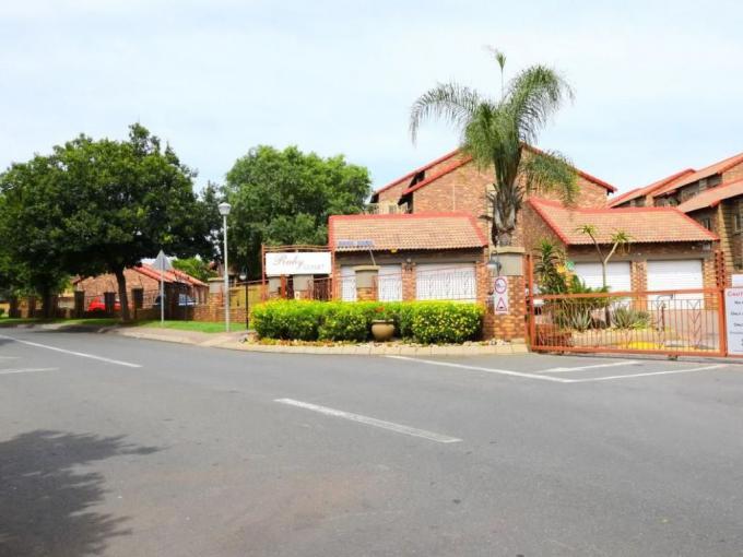 2 Bedroom Sectional Title for Sale For Sale in Centurion Central - MR701367
