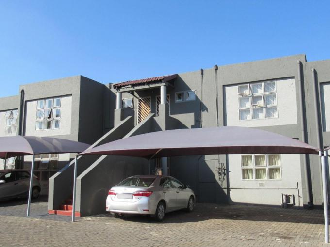 2 Bedroom Simplex for Sale For Sale in Mulbarton - MR701403