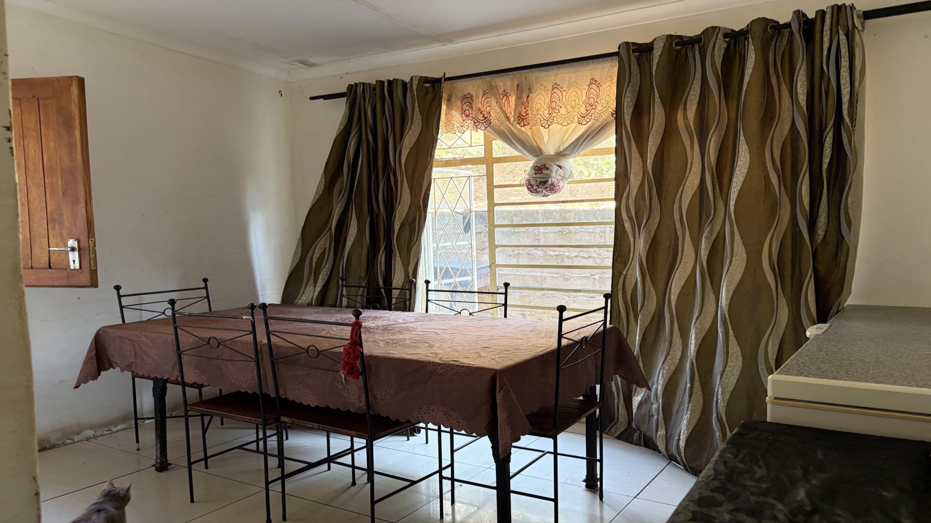 Dining Room of property in Sezela