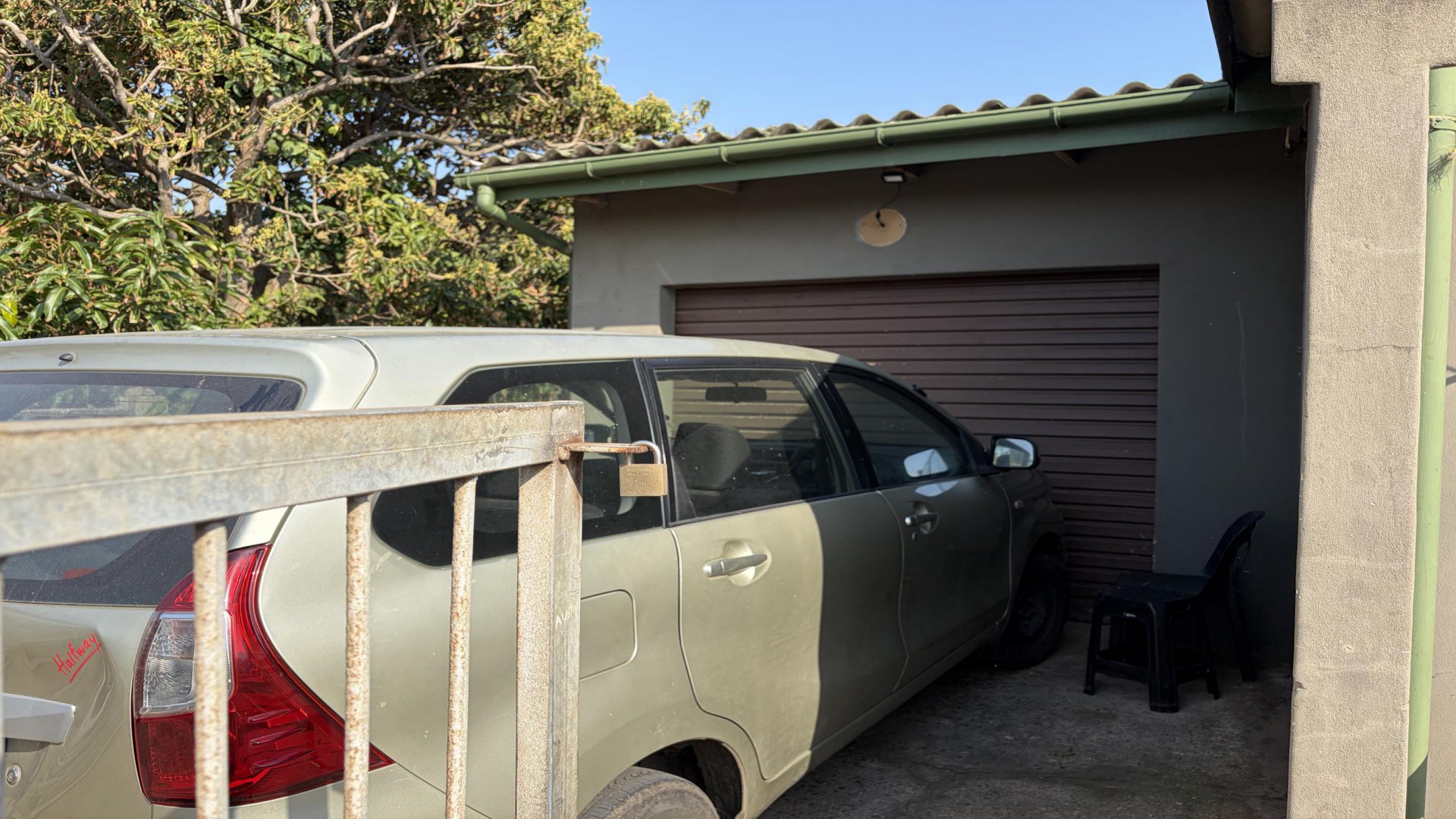 Garage of property in Sezela