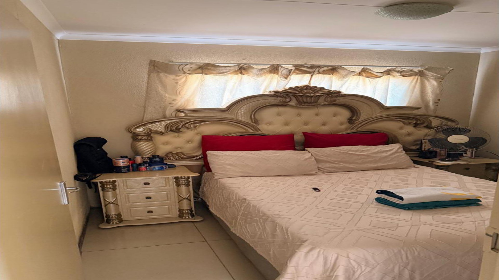 Bed Room 1 of property in Soshanguve East