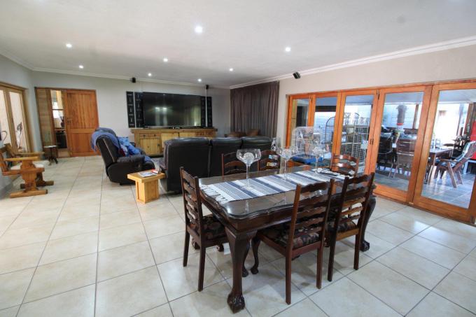 6 Bedroom House for Sale For Sale in Klerksdorp - MR701426