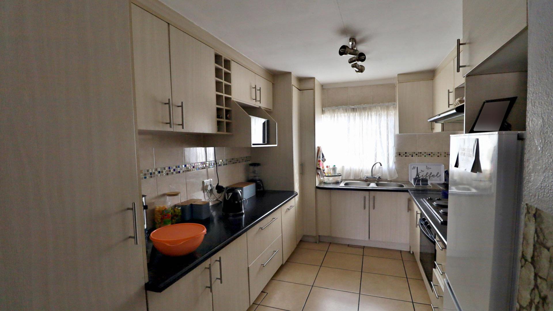 Kitchen of property in Kempton Park