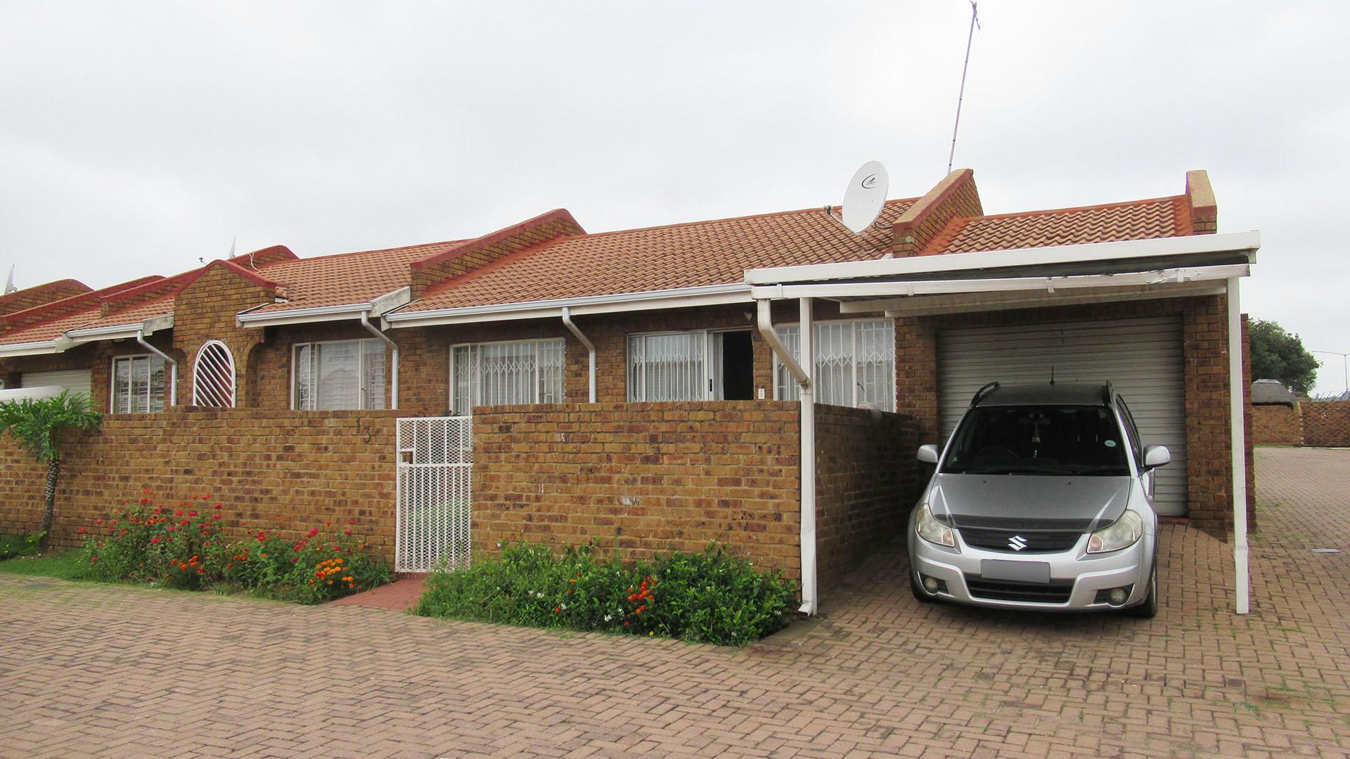 Front View of property in Kempton Park