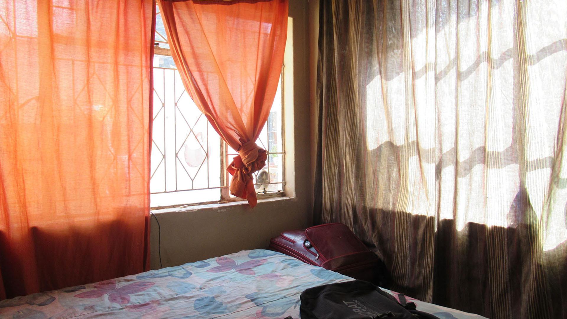 Bed Room 4 - 8 square meters of property in Turffontein