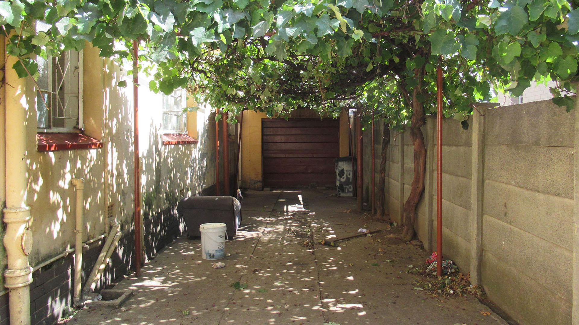 Backyard of property in Turffontein