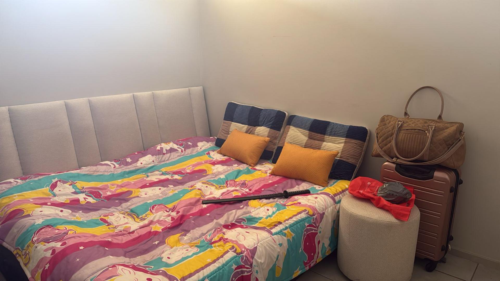 Bed Room 1 of property in Rooihuiskraal