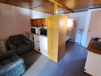  of property in De Rust