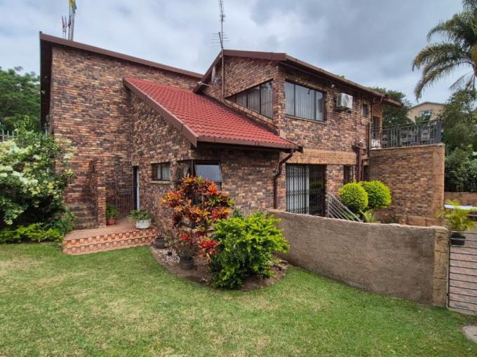 4 Bedroom House for Sale For Sale in Moorton - MR701489