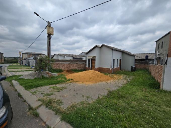 3 Bedroom House for Sale For Sale in South Hills - MR701503