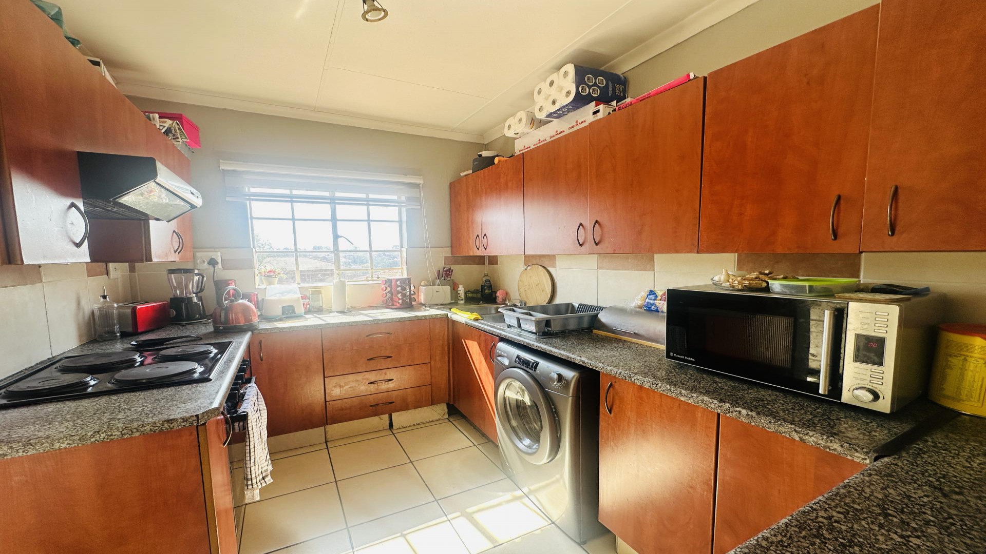 Kitchen of property in Winchester Hills