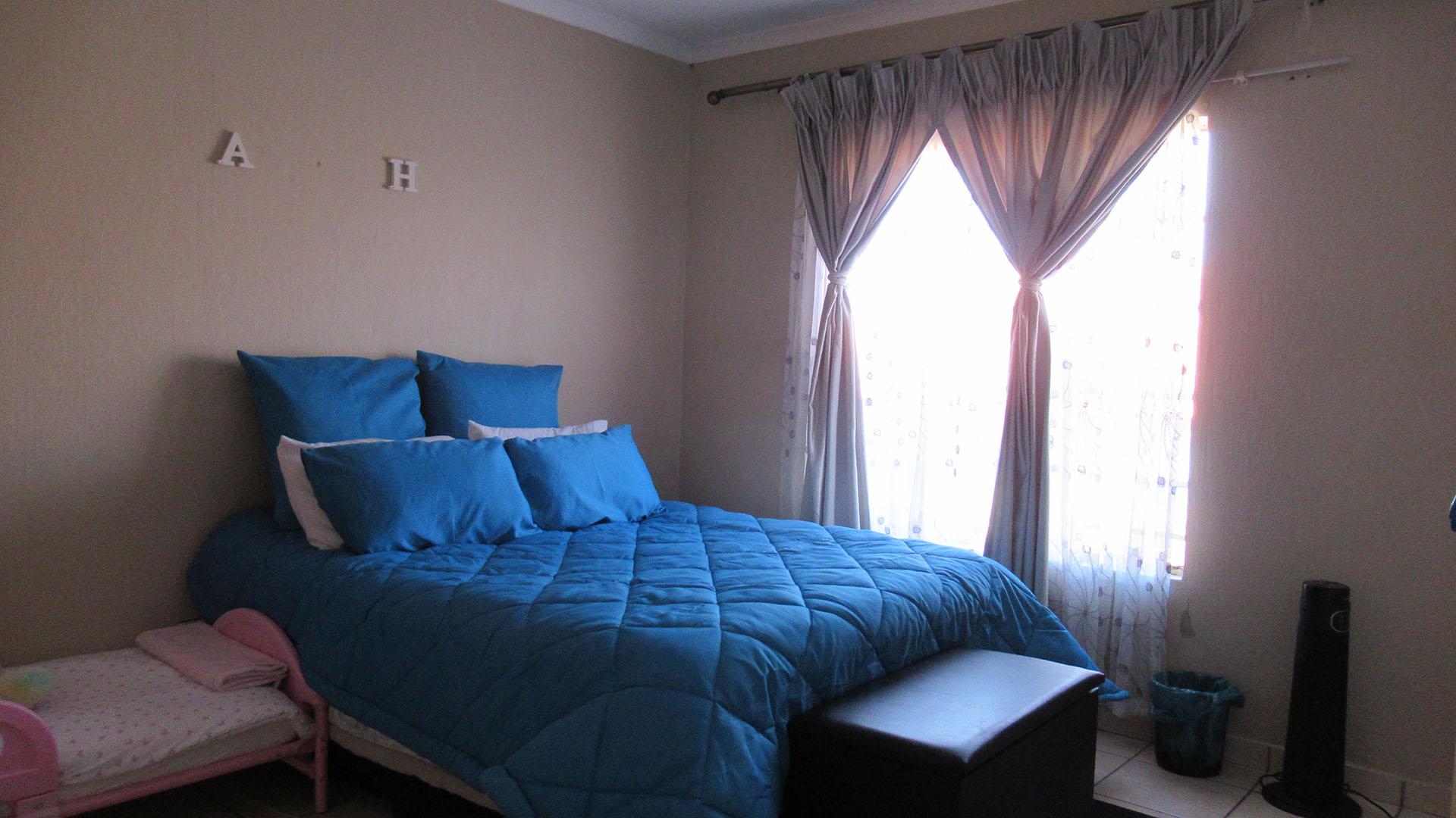 Bed Room 2 - 16 square meters of property in Winchester Hills