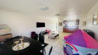 Lounges of property in Winchester Hills