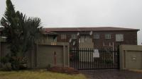 Front View of property in Winchester Hills