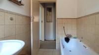 Bathroom 1 - 4 square meters of property in Theresapark