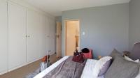 Main Bedroom - 18 square meters of property in Theresapark