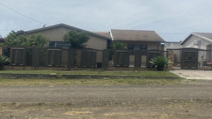 3 Bedroom Freehold Residence for Sale For Sale in Ladysmith - Private Sale - MR701551