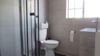 Bathroom 1 - 5 square meters of property in Elspark