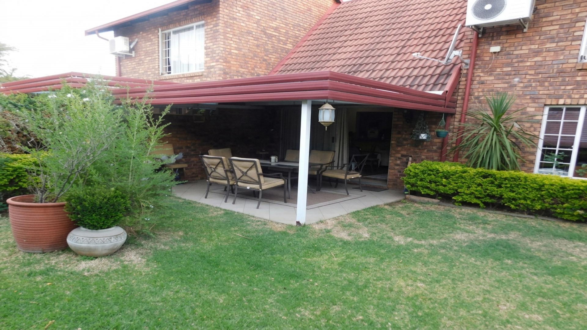 Patio of property in Kilner park