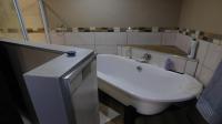 Bathroom 1 of property in Kilner park