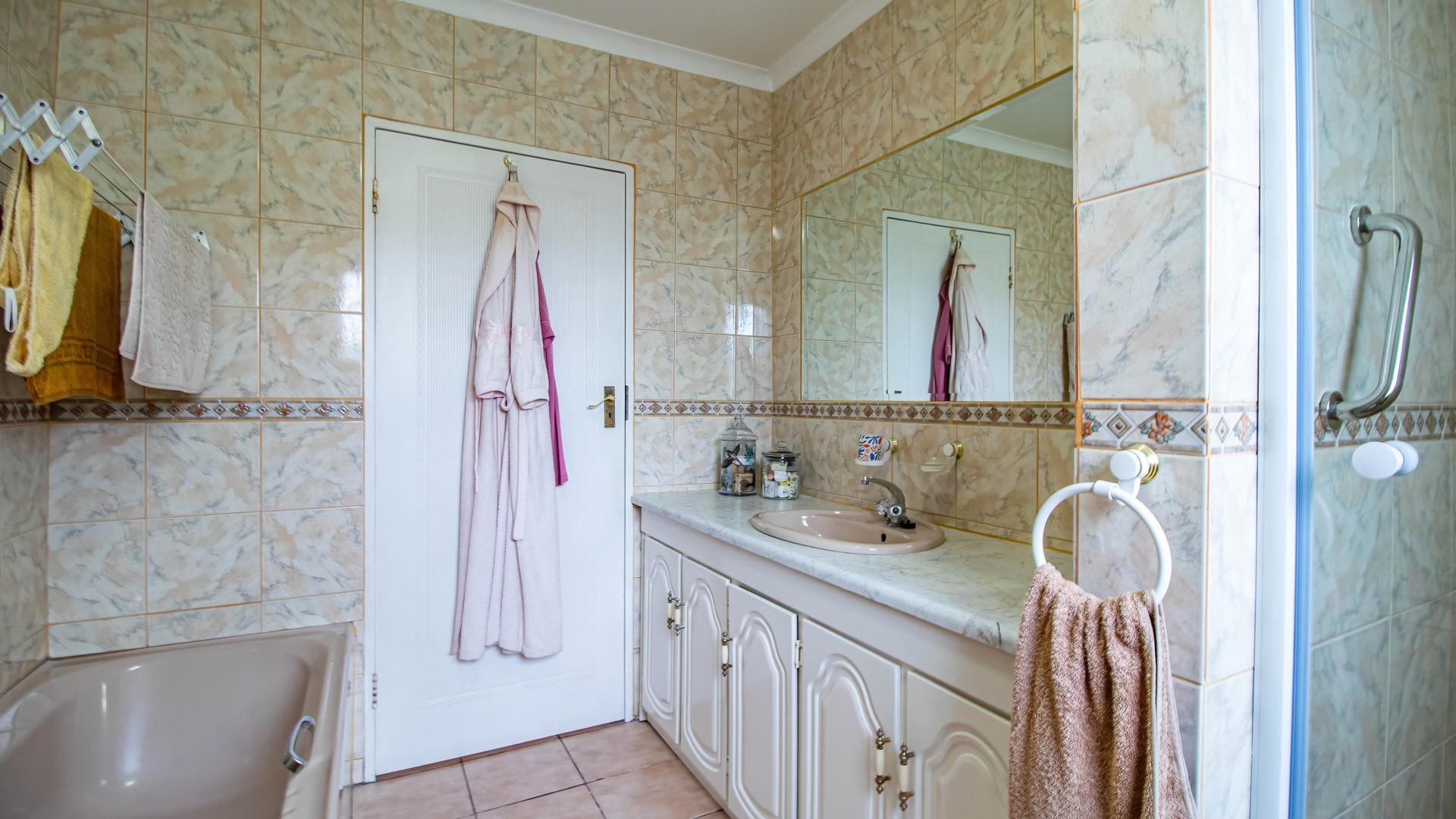  of property in Moreletapark