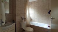 Bathroom 1 - 5 square meters of property in Tijger Vallei