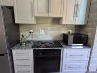  of property in Queensburgh