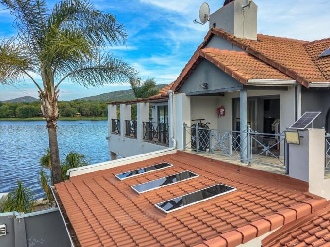 3 Bedroom House for Sale For Sale in Hartbeespoort - MR701609