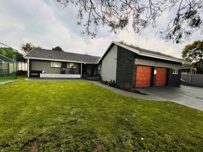 4 Bedroom House for Sale For Sale in Randhart - MR701622