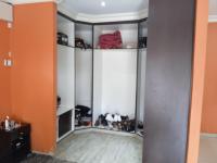  of property in Brackendowns