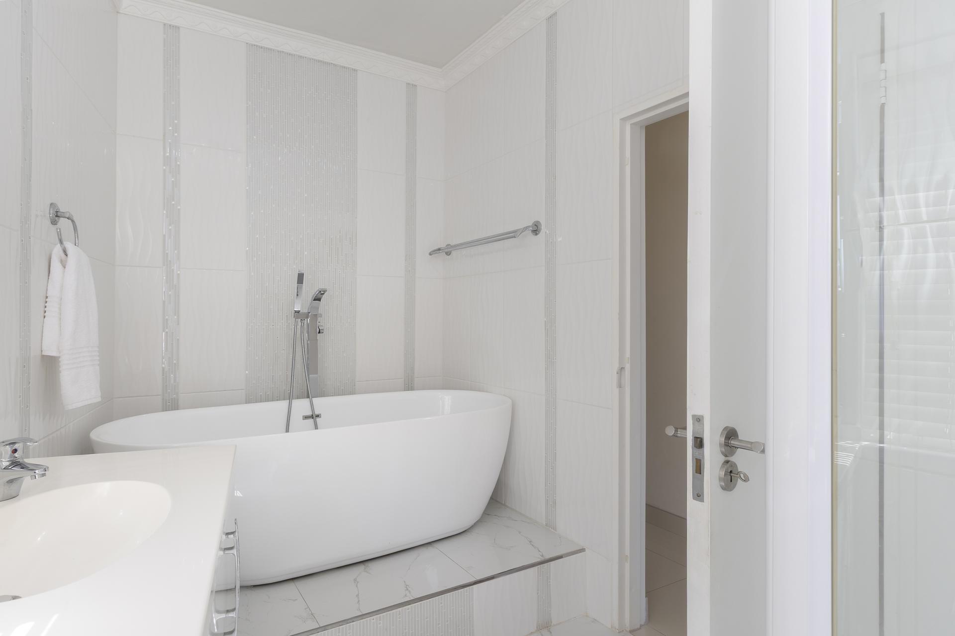  of property in Gordons Bay