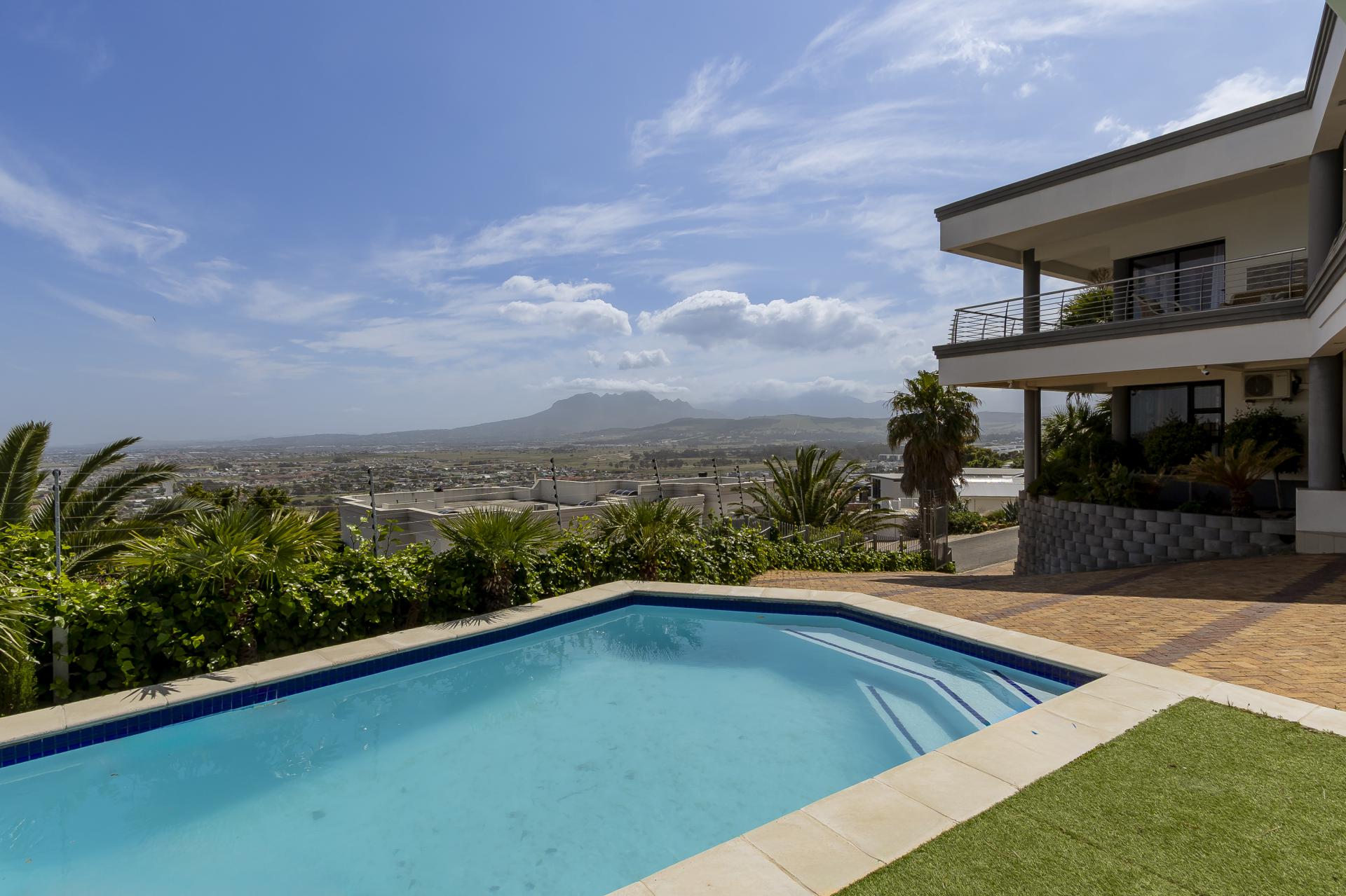  of property in Gordons Bay