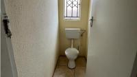 Bathroom 1 of property in Protea Glen