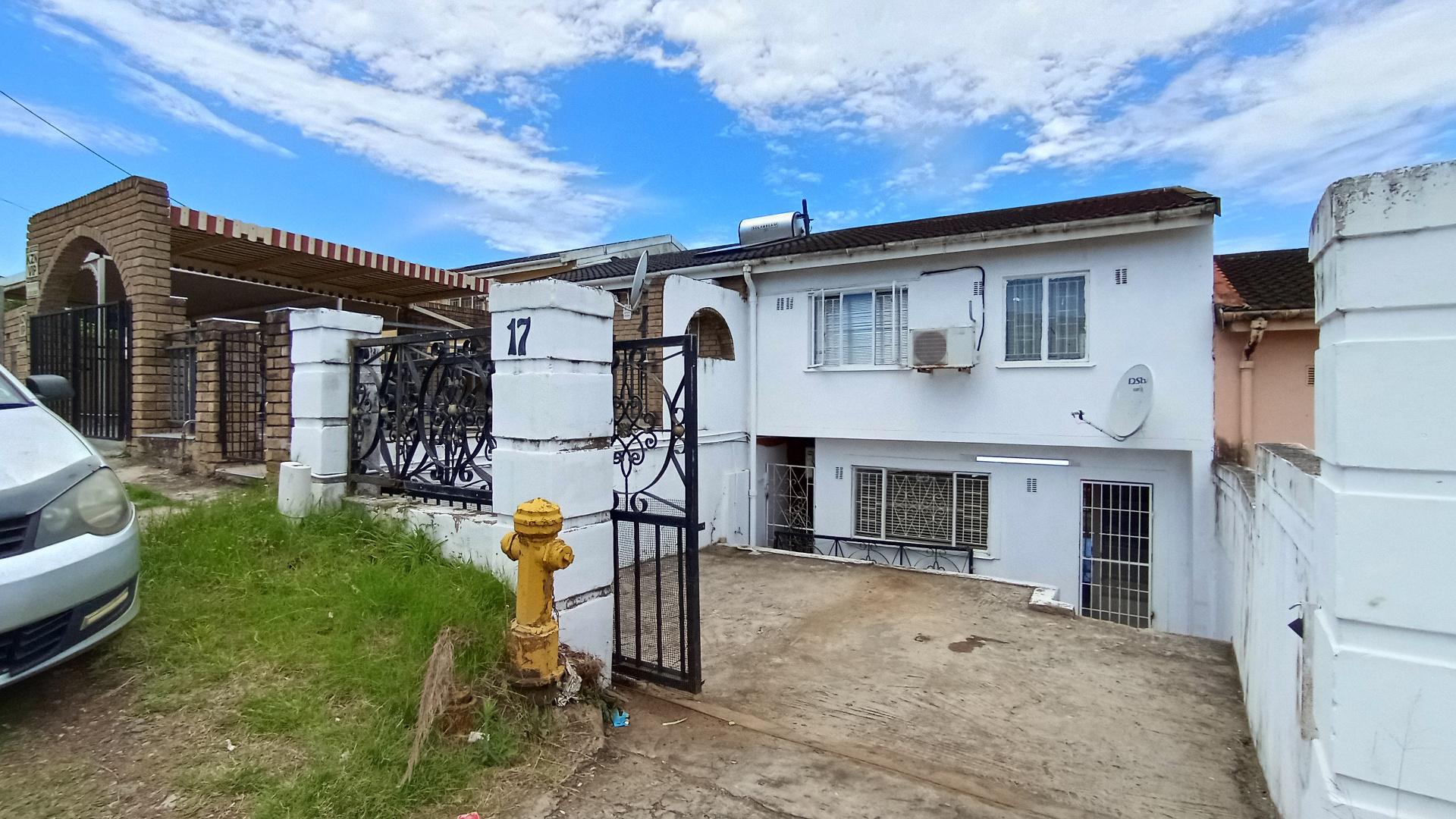 Front View of property in Sunford