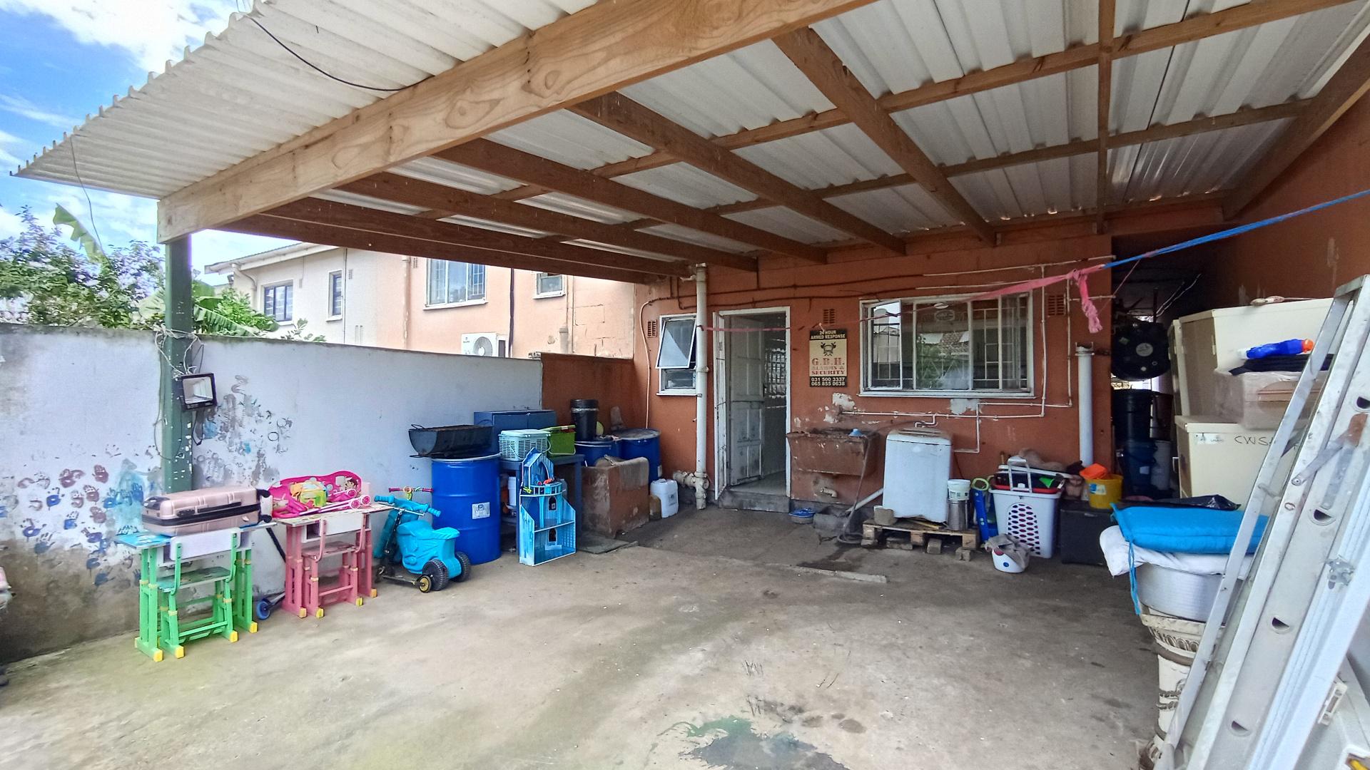 Patio - 32 square meters of property in Sunford