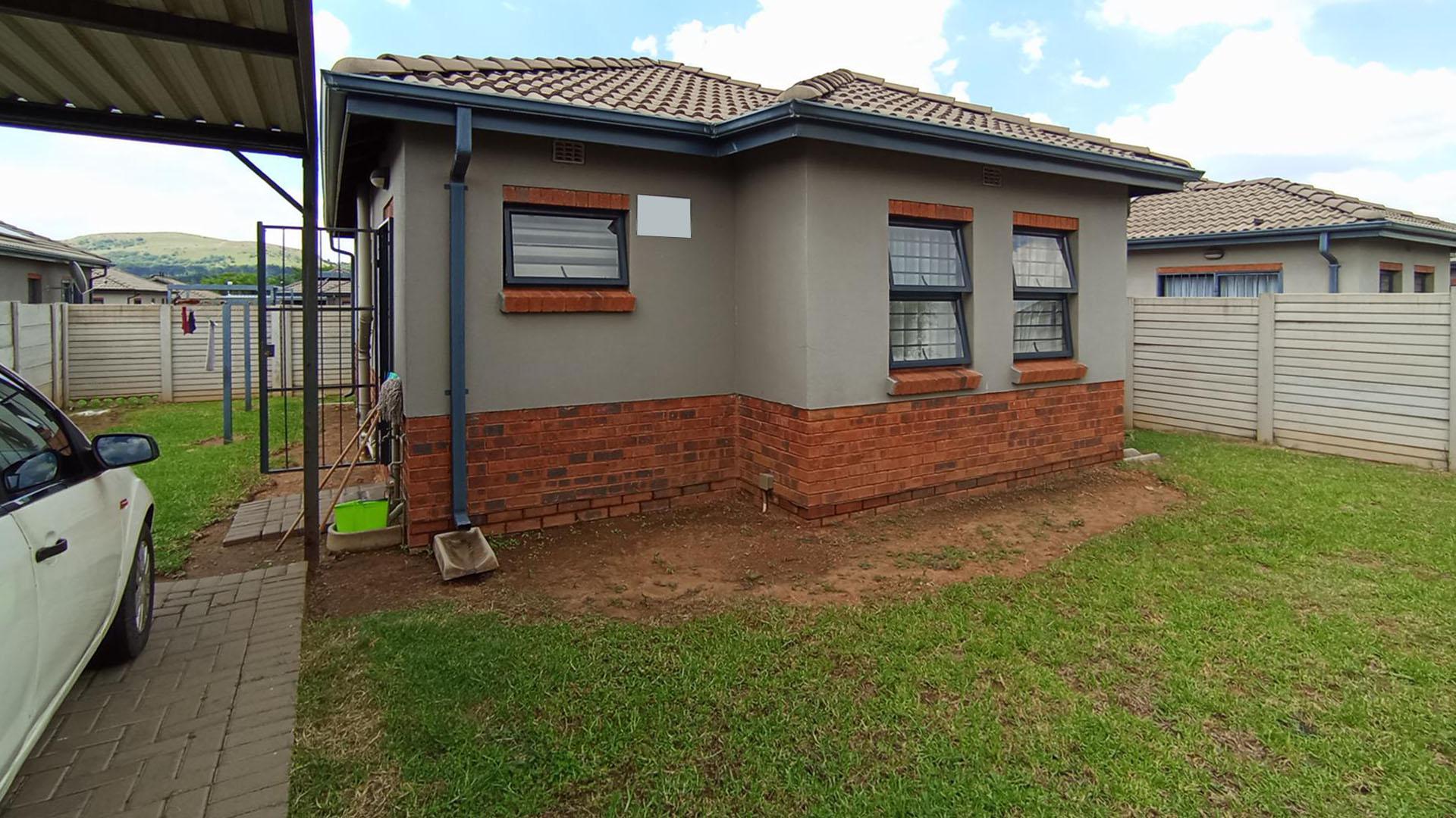 Front View of property in Andeon